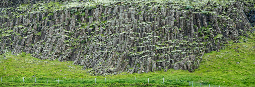 Basalt rocks south of Hruni