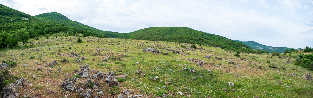 Searching for a flat piece of camping ground on the Mesheltepe ridge